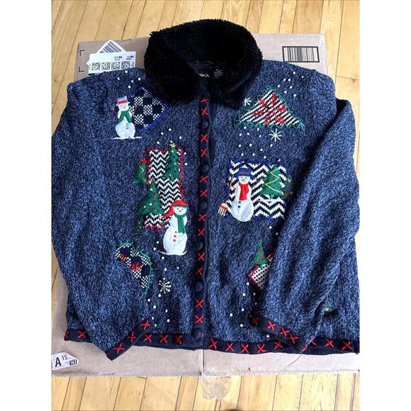 Erika Sweaters - VTG Christmas Sweater Cardigan Sz M Erika Snowman Snowflakes Embroidered Pearls
